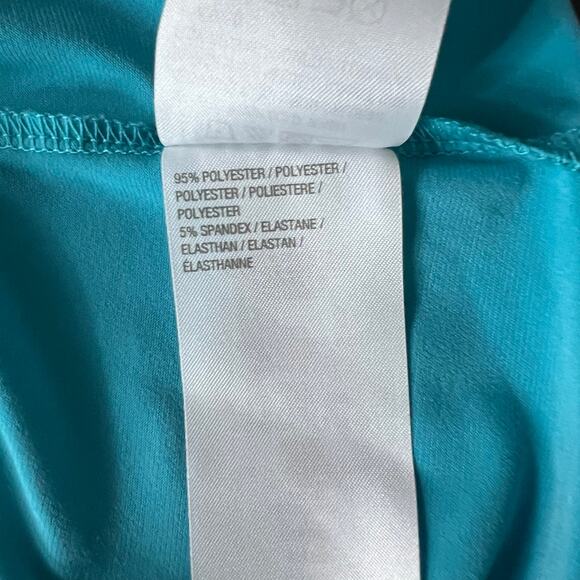 Susan Graver Women’s Turquoise Top Size 1X Short Sleeve Stretch - Picture 6 of 8